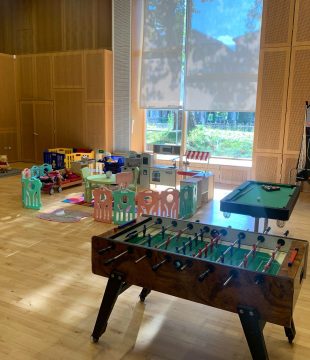 46fd13c8-781e-4c0f-af84-2aa5d4c85d00 2